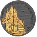 Věhlasný Tower bridge na stříbrné mincí zušlechtěné černým rutheniem a ryzím zlatem